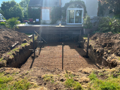 Piscine en bois semi-enterrée 6m x 3m