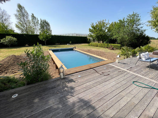 Piscine en bois semi-enterrée 6m x 3m