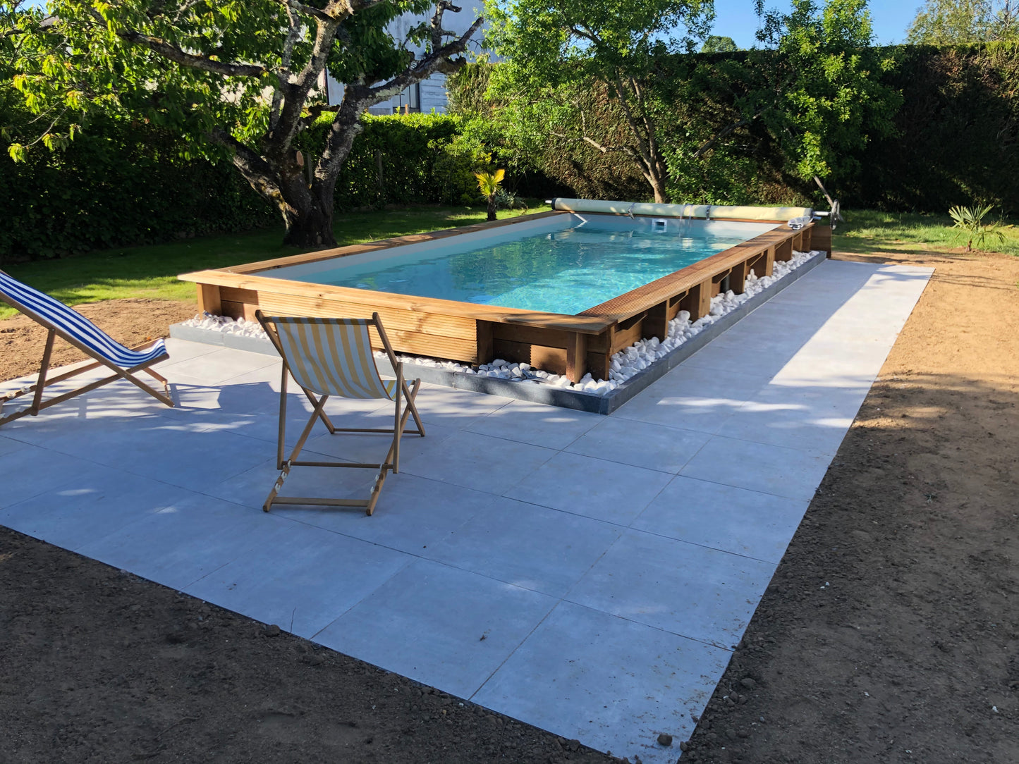 Piscine en bois semi-enterrée 6m x 3m