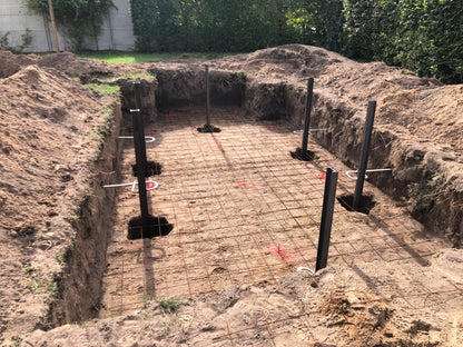 Piscine en bois semi-enterrée